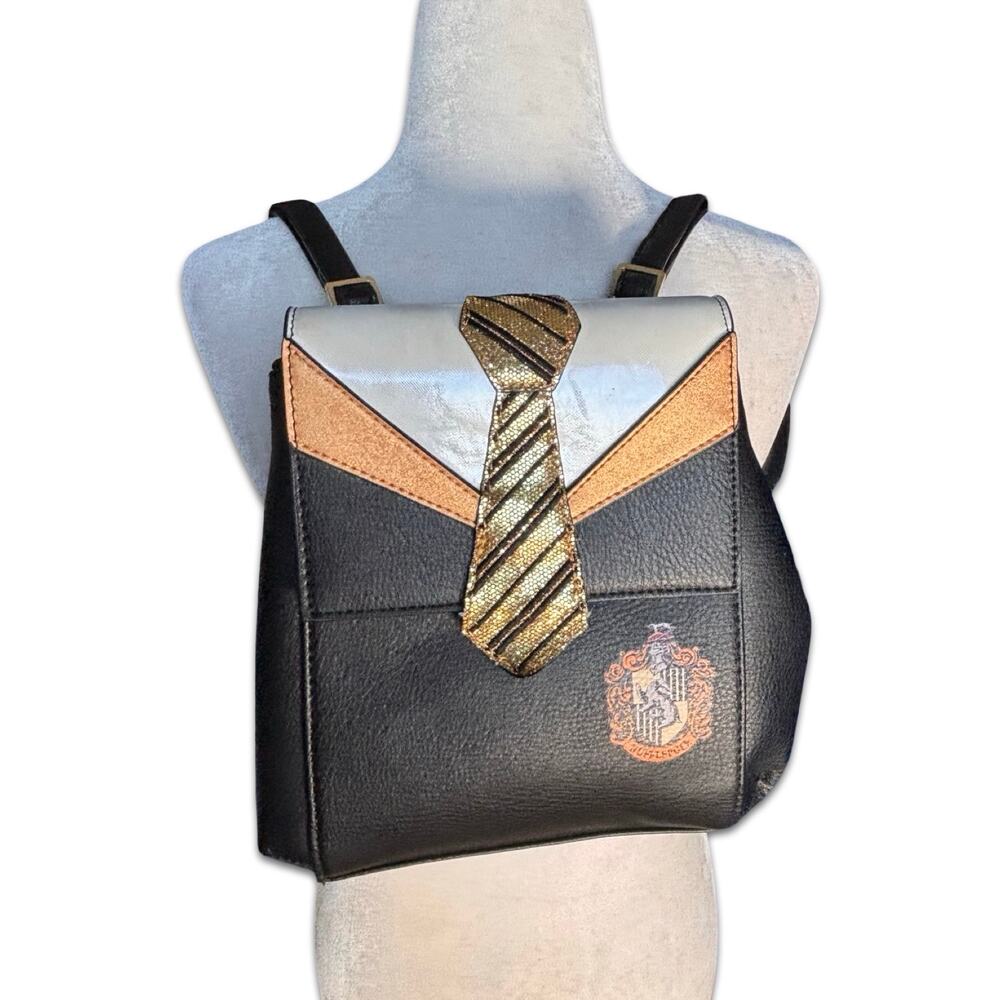 Harry Potter Hufflepuff Mini Backpack Danielle Nicole‎ Black Hogwarts Uniform